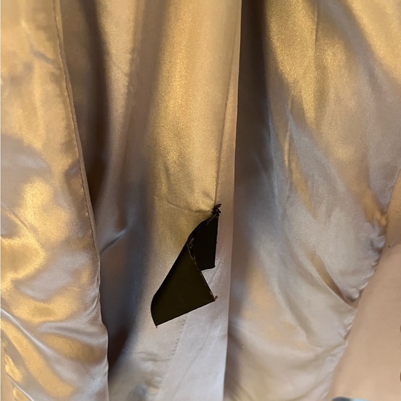 Bebe. Trench coat. Used. Size M. Grey with a hint of lilac color. - Picture 10 of 17